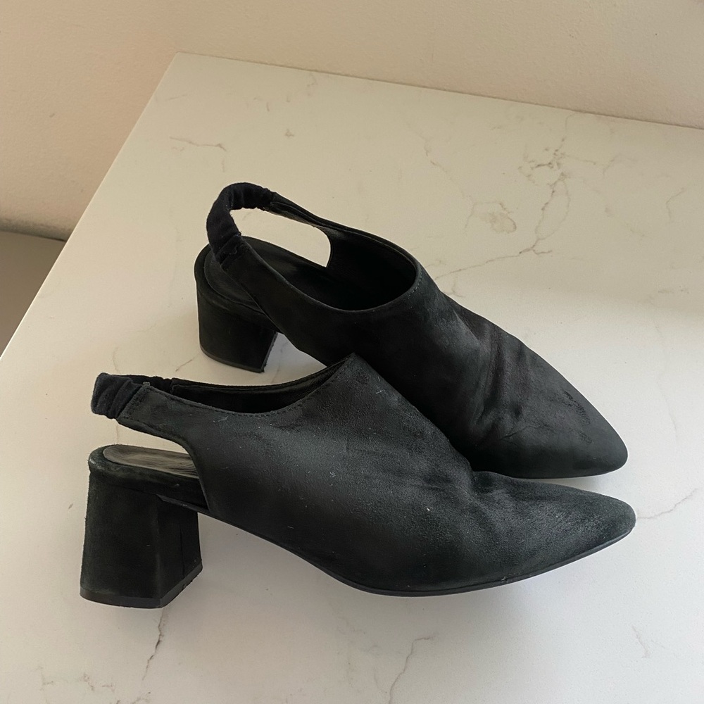 Chic Black Women's Block Heel Mules